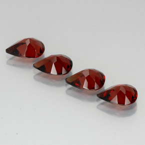 Granato almandino naturale rosso da  ct, taglio a pera, VVS-VS
