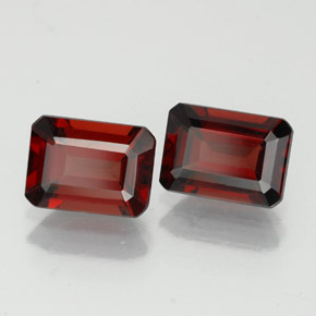 Granato almandino naturale rosso da  ct, taglio smeraldo, VS