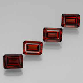 Granato almandino naturale rosso da  ct, taglio smeraldo, VVS-VS