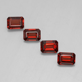 Granato almandino naturale rosso da  ct, taglio smeraldo, VVS-VS