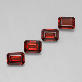 Granato almandino naturale rosso da  ct, taglio smeraldo, VVS-VS
