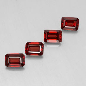 Granato almandino naturale rosso da  ct, taglio smeraldo, VVS-VS