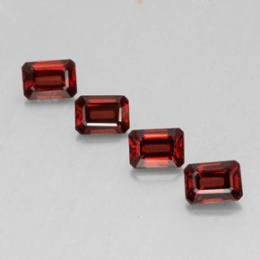 Granato almandino naturale rosso da  ct, taglio smeraldo, VVS-VS