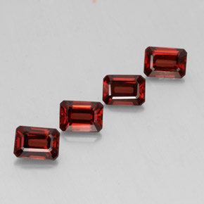 Granato almandino naturale rosso da  ct, taglio smeraldo, VVS-VS