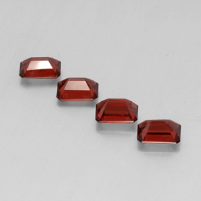 Granato almandino naturale rosso da  ct, taglio smeraldo, VVS-VS