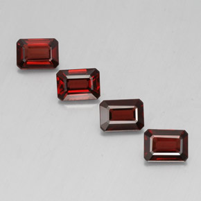 Granato almandino naturale rosso da  ct, taglio smeraldo, VVS-VS