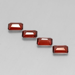 Gemme di Granato Almandino Rosso scuro naturale da  ct, Taglio smeraldo, VVS-VS