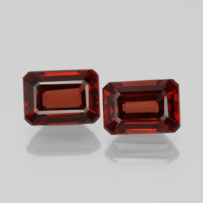 Granato almandino naturale rosso da  ct, taglio smeraldo, VS