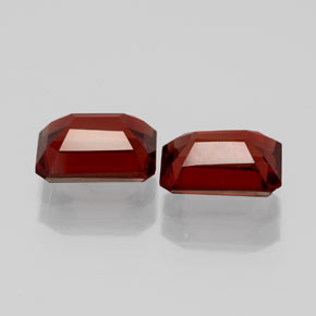 Granato almandino naturale rosso da  ct, taglio smeraldo, VS