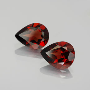 Granato almandino naturale rosso da  ct, taglio a pera, VS
