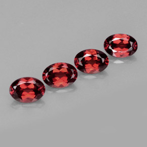 Granato almandino naturale rosso da  ct, taglio ovale, VVS