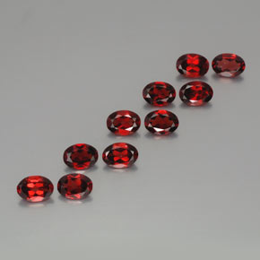 Granato almandino naturale rosso da 8,49 ct, taglio ovale, VS