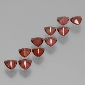 Granato almandino naturale rosso da 2,83 ct, trillion, VS