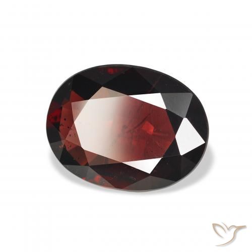 Granato Almandino Rosso Sangue Profondo naturale da 4.83 ct, Ovale, VS
