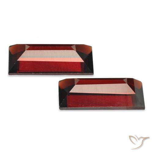 Gemme di Granato Almandino Rosso scuro naturale da 3.53 ct, Taglio a baguette, VVS-VS