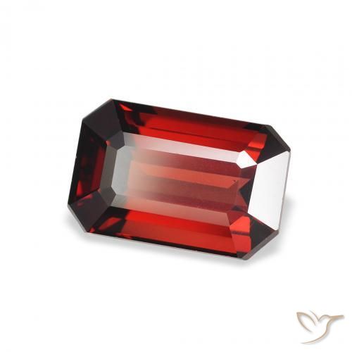 Granato Almandino Rosso scuro naturale da 2.38 ct, Ottagonale / Taglio smeraldo, VVS-VS