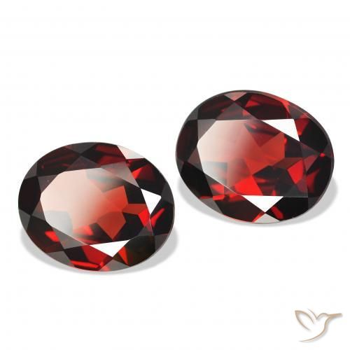 Gemme di Granato Almandino Rosso scuro naturale da 7.00 ct, Ovale, VVS-VS