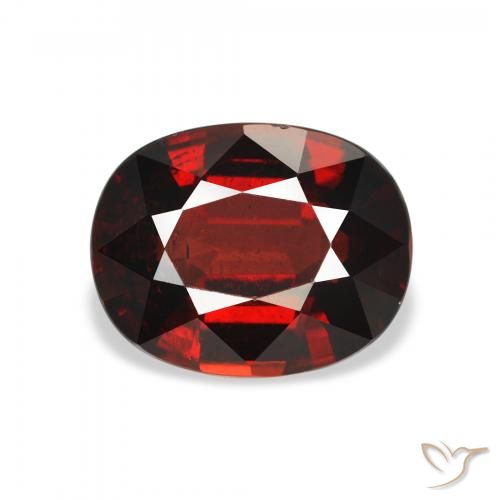 Granato Almandino Rosso scuro naturale da 3.32 ct, Ovale, VS
