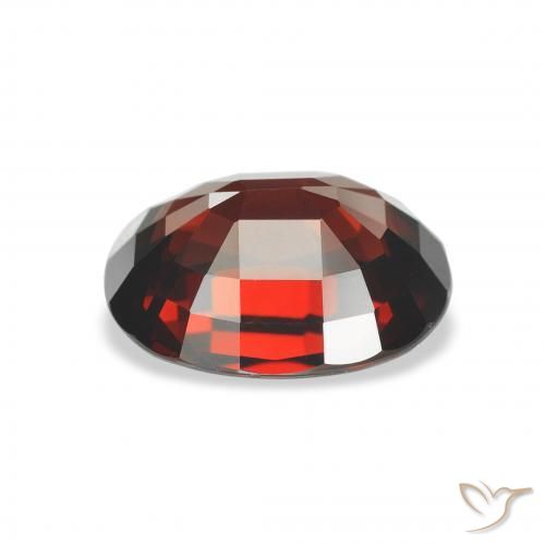 Granato Almandino Rosso scuro naturale da 3.83 ct, Ovale, VVS