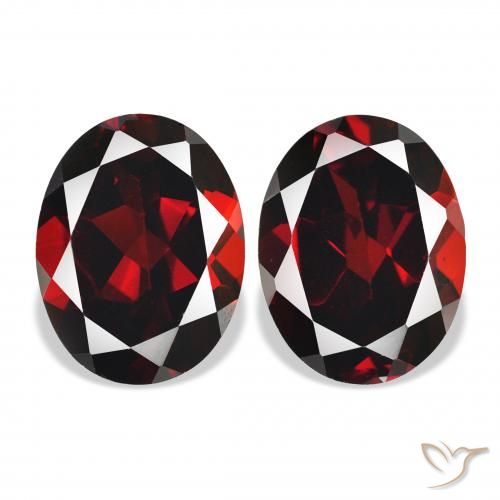 4.51ctw Naturale Rosso Sangue Profondo Granato Almandino, Ovale, VS