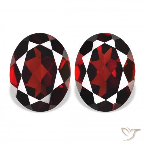 4.28ctw Naturale Rosso Sangue Profondo Granato Almandino, Ovale, VS