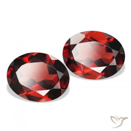 Gemme di Granato Almandino Rosso scuro naturale da 4.09 ct, Ovale, VS