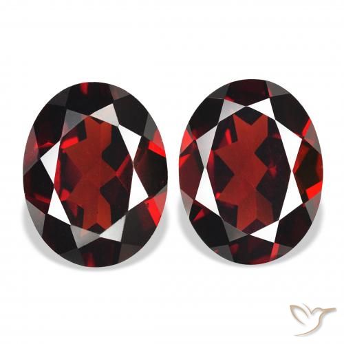 4.01ctw Naturale Rosso Sangue Profondo Granato Almandino, Ovale, VS