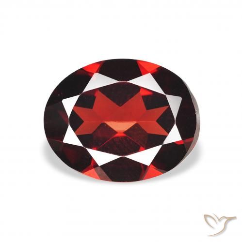Granato Almandino Rosso Sangue Profondo naturale da 2.01 ct, Ovale, VVS-VS