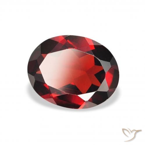Granato Almandino Rosso Sangue Profondo naturale da 1.88 ct, Ovale, VVS-VS