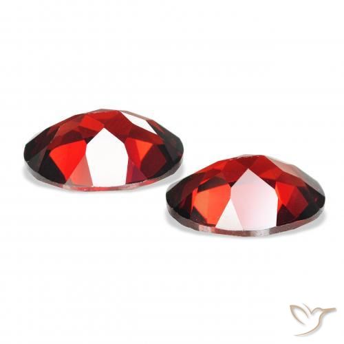 Gemme di Granato Almandino Rosso scuro naturale da 4.19 ct, Ovale, VVS-VS
