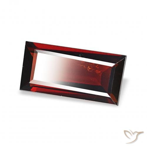 Granato Almandino Rosso Sangue Profondo naturale da 1.54 ct, Taglio a baguette, VS