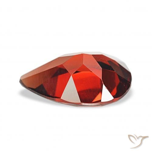 Granato Almandino Rosso scuro naturale da 3.30 ct, Forma a pera, VS