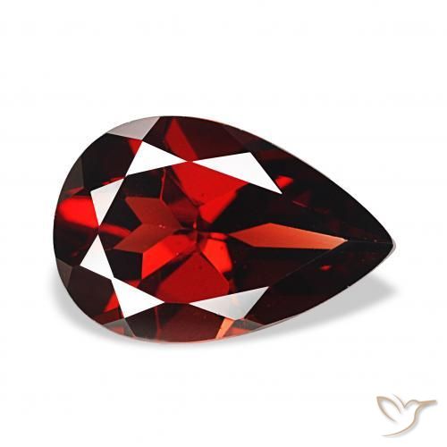 Granato Almandino Rosso scuro naturale da 3.66 ct, Forma a pera, VVS-VS