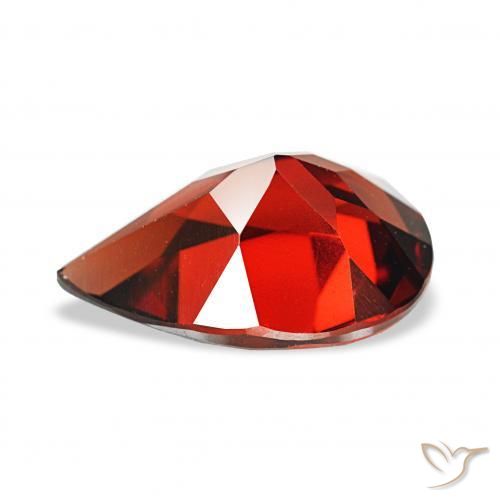 Granato Almandino Rosso scuro naturale da 3.66 ct, Forma a pera, VVS-VS