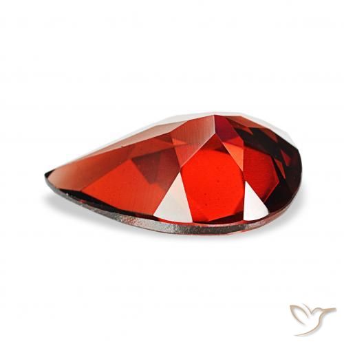 Granato Almandino Rosso scuro naturale da 3.13 ct, Forma a pera, VVS-VS