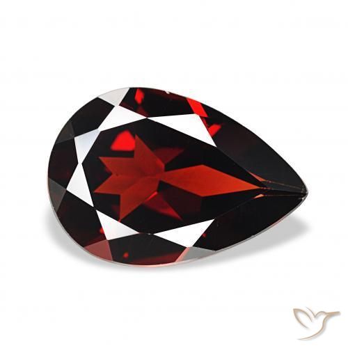 Granato Almandino Rosso scuro naturale da 3.22 ct, Forma a pera, VVS-VS