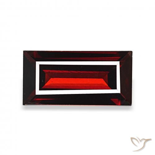 1.77ct Rosso Sangue Profondo Granato Almandino, Taglio a baguette, VVS