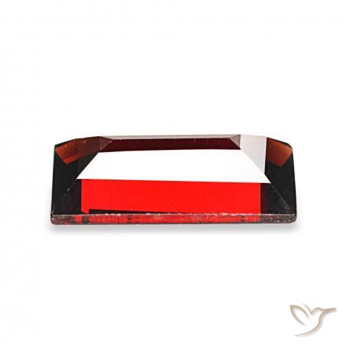 Granato Almandino Rosso Sangue Profondo naturale da 1.77 ct, Taglio a baguette, VVS