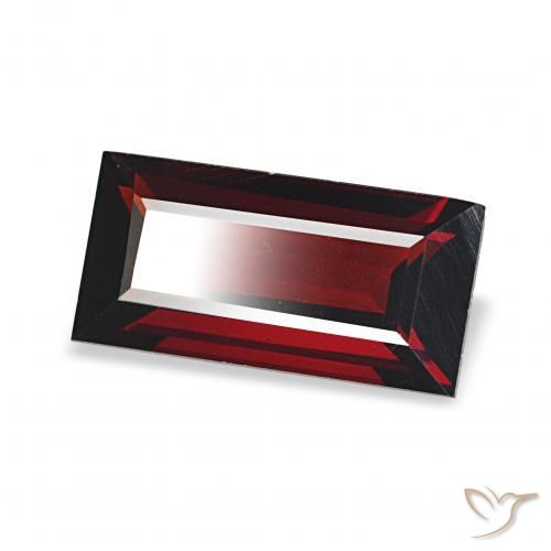 Granato Almandino Rosso scuro naturale da 1.82 ct, Taglio a baguette, VVS-VS