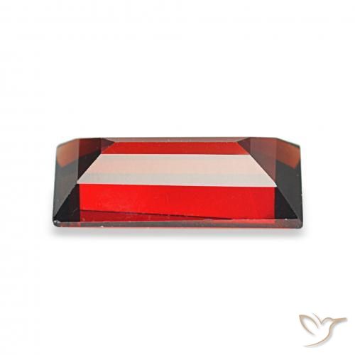 Granato Almandino Rosso scuro naturale da 1.72 ct, Taglio a baguette, VVS