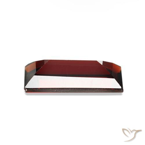 Granato Almandino Rosso scuro naturale da 1.71 ct, Taglio a baguette, VVS