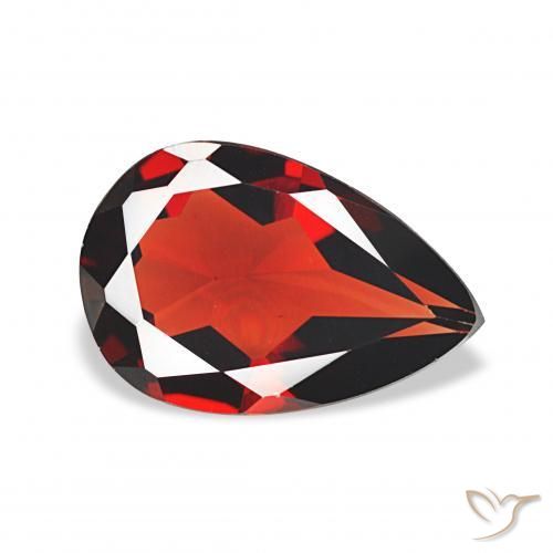 Granato Almandino Rosso medio naturale da 3.16 ct, Forma a pera, VVS-VS