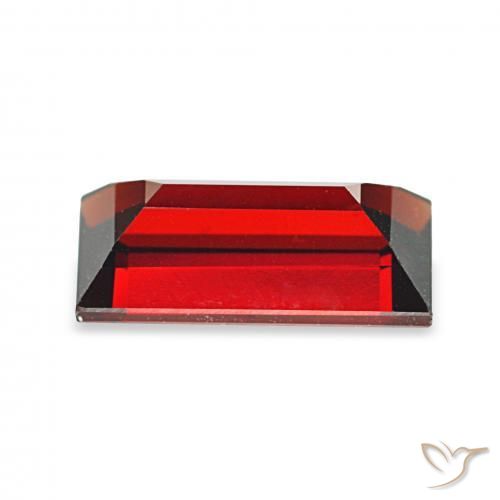 Granato Almandino Rosso scuro naturale da 2.06 ct, Taglio a baguette, VVS