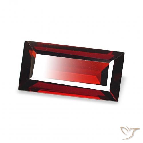 Granato Almandino Rosso scuro naturale da 1.82 ct, Taglio a baguette, VVS