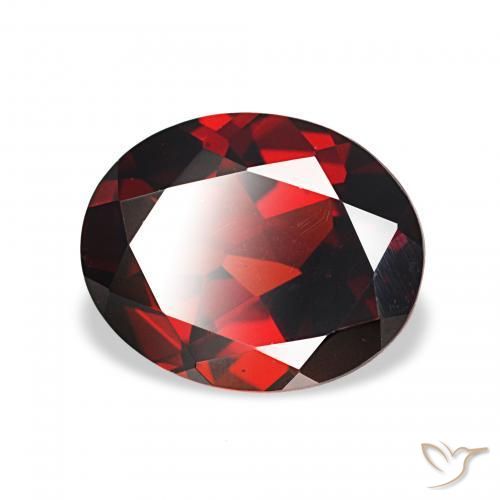 Granato Almandino Rosso Sangue Profondo naturale da 2.66 ct, Ovale, VVS