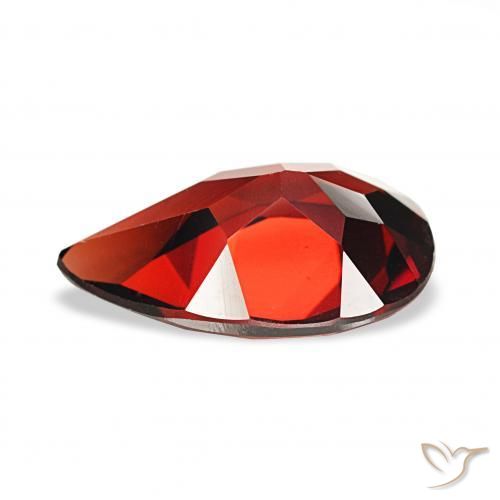 Granato Almandino Rosso Sangue Profondo naturale da 3.20 ct, Forma a pera, VVS-VS