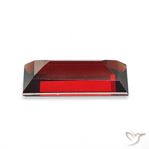 Granato Almandino Rosso Sangue Profondo naturale da 1.61 ct, Taglio a baguette, VVS