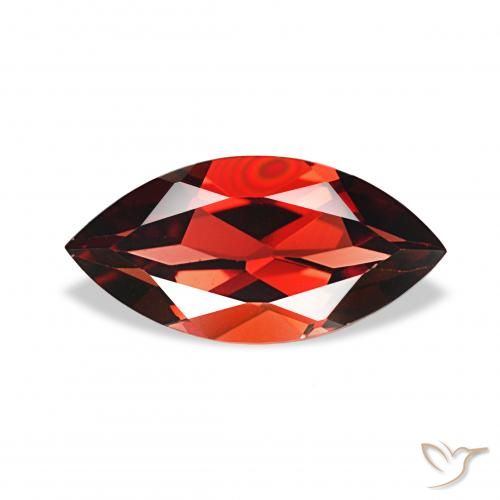 Granato Almandino Rosso Sangue Profondo naturale da 2.17 ct, Taglio marquise, VVS