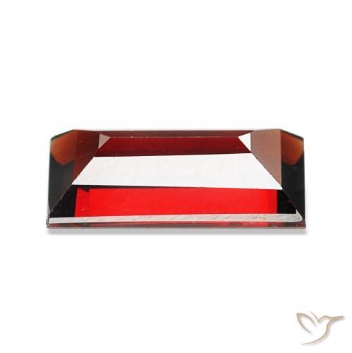 Granato Almandino Rosso scuro naturale da 1.82 ct, Taglio a baguette, VVS