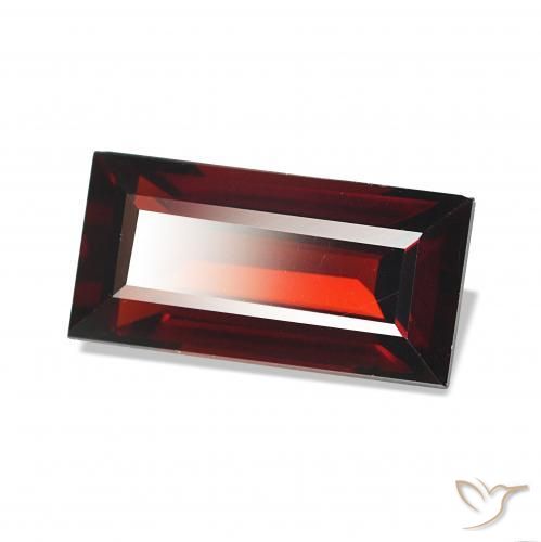 Granato Almandino Rosso scuro naturale da 1.97 ct, Taglio a baguette, VVS